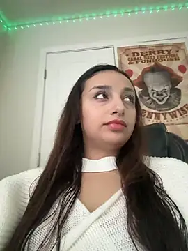 CharmingMaddie online show from 11.02.25