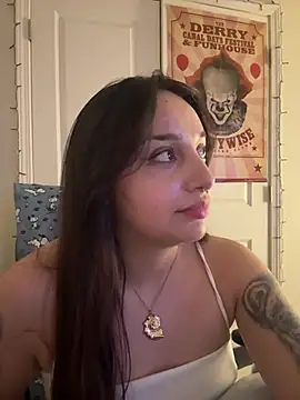 CharmingMaddie online show from 03.26.26