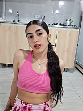 0Bonni1 online show from 09.18.25