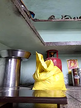 Snapshot of Love-pari077 chatting on 09.16.25 Love-pari077 online show from 09.16.25