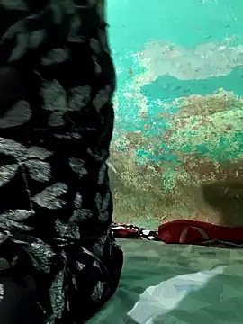 Snapshot of Love-pari077 chatting on 09.25.25 Love-pari077 online show from 09.25.25