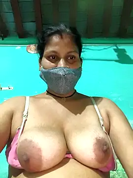 Snapshot of Love-pari077 chatting on 09.26.25 Love-pari077 online show from 09.26.25