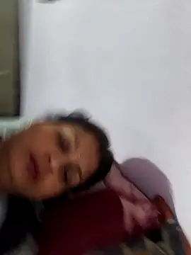 Snapshot of Love-pari077 chatting on 10.13.25 Love-pari077 online show from 10.13.25