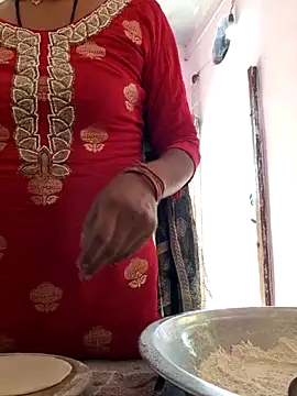 Snapshot of Love-pari077 chatting on 11.12.25 Love-pari077 online show from 11.12.25