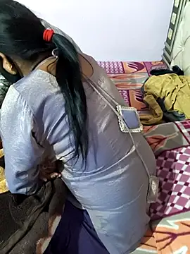 Snapshot of Love-pari077 chatting on 12.05.25 Love-pari077 online show from 12.05.25