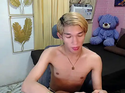 fuckerfriendsxx online show from 05.08.26