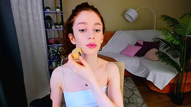 ChristinaConteeree online show from 12.05.25