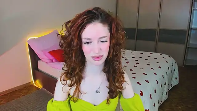 ChristinaConteeree online show from 04.10.26