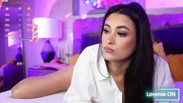 Pretty Lia  online show from 09.30.25