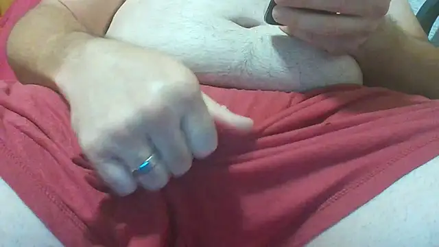 Snapshot of aries7713 chatting on 09.17.25 aries7713 online show from 09.17.25