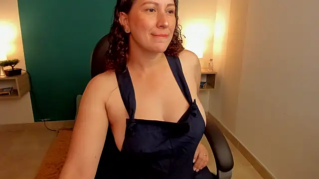 Mely Ellis online show from 09.26.25