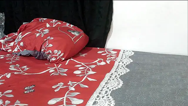 angelainparis28 online show from 09.14.25