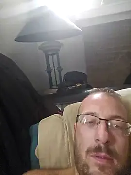 Snapshot of MEAT4urGRILL chatting on 10.13.25 MEAT4urGRILL online show from 10.13.25