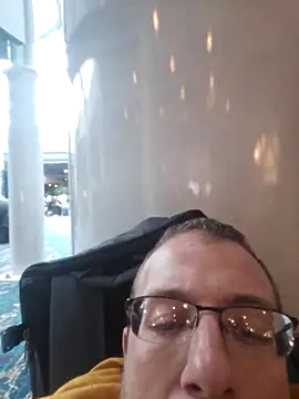 Snapshot of MEAT4urGRILL chatting on 11.09.25 MEAT4urGRILL online show from 11.09.25