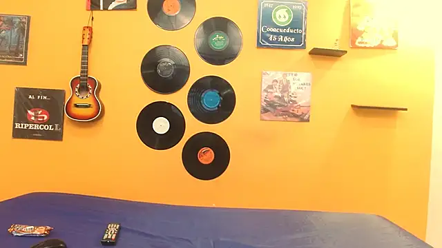 meisevil77 online show from 09.20.25