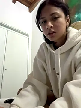 lynn9000 online show from 11.27.25