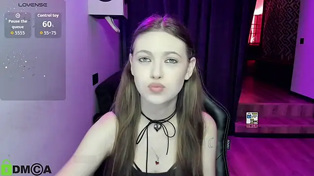 AmourLily online show from 09.10.25