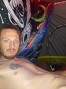 Snapshot of BIGxRED chatting on 11.05.25 BIGxRED online show from 11.05.25