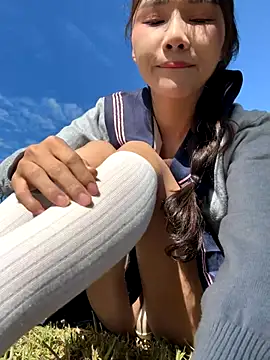 Adora188 online show from 11.21.25