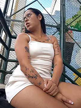 LunaHot 777 online show from 12.13.25