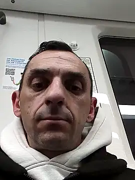 hotmen83 online show from 04.18.26