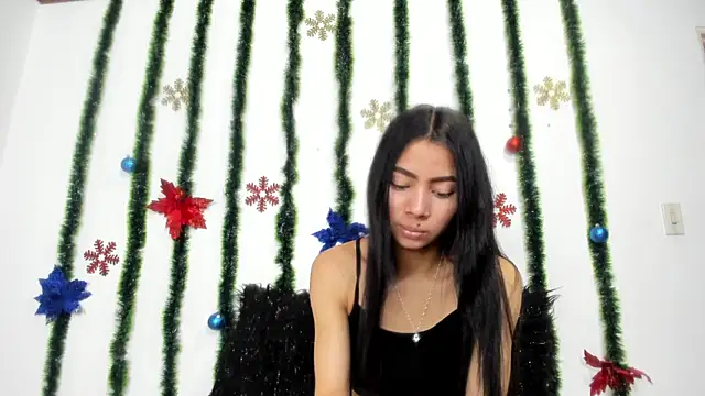 Camila Martiinez online show from 11.21.25
