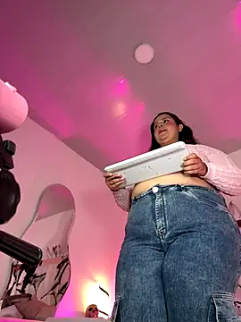 SamanthaDiamonds  online show from 10.25.25