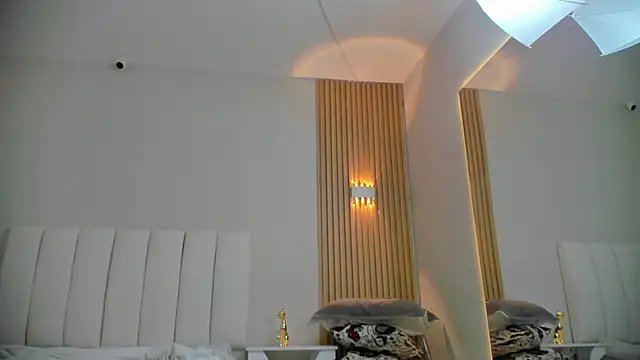 lilyth adam online show from 11.13.25