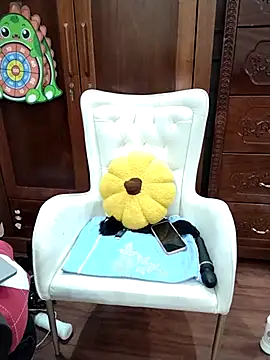 Jess-Thuy online show from 09.20.25