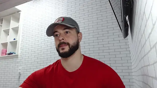 BombeiroHotx online show from 11.12.25