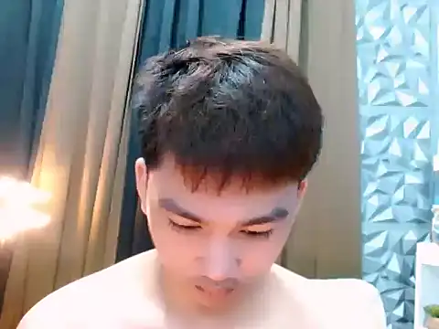 Snapshot of Mister_officer69 chatting on 09.15.25 Mister officer69 online show from 09.15.25