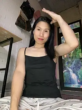 MinHiNi online show from 12.02.25