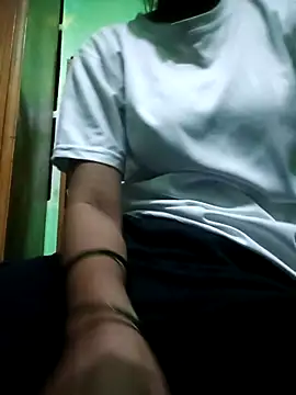 Snapshot of NEHA-DESHI999 chatting on 09.13.25 NEHA-DESHI999 online show from 09.13.25