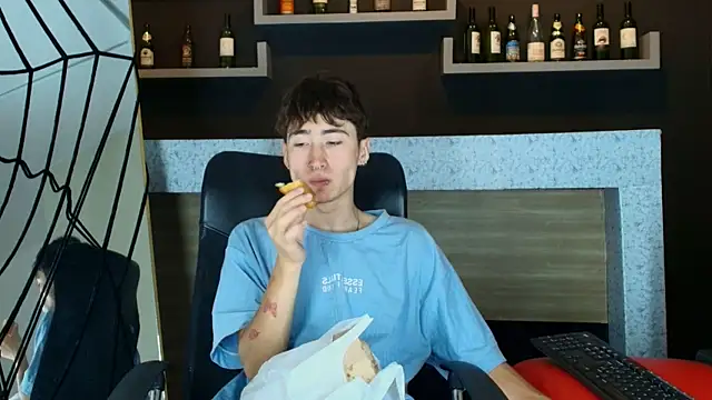  DantFox  online show from 11.05.25