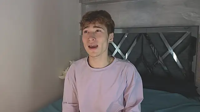  DantFox  online show from 12.18.25