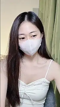 Snapshot of Ninii-b chatting on 11.13.25 Ninii-b online show from 11.13.25