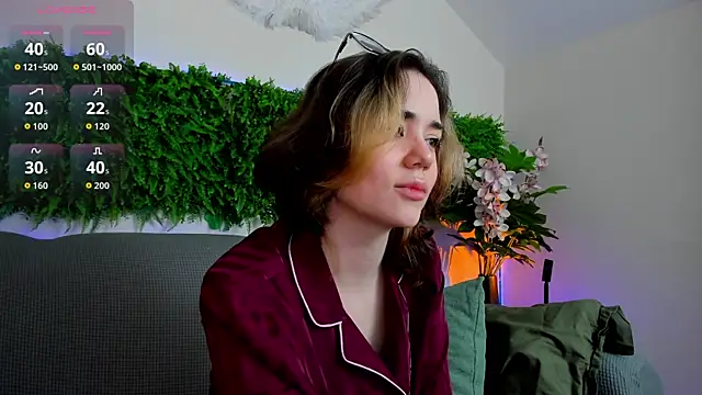 Sunny Teaze online show from 11.02.25