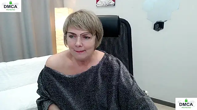 Snapshot of Pion_01 chatting on 04.26.26 Pion 01 online show from 04.26.26
