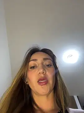 Ninabigtitied online show from 05.10.26