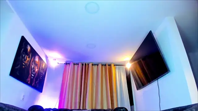  Mia Pink  online show from 01.19.26