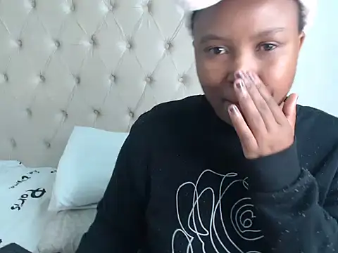 Lolly Ramochele online show from 12.14.25