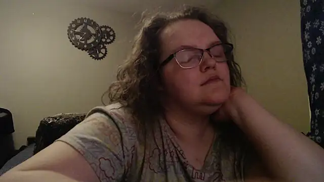 Snapshot of TheMistyPrice chatting on 12.17.25 TheMistyPrice online show from 12.17.25