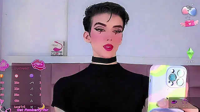 Baby FenixTS online show from 11.19.25