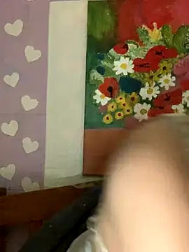 Snapshot of Kimberly-Ferarren chatting on 12.13.25 Kimberly-Ferarren online show from 12.13.25