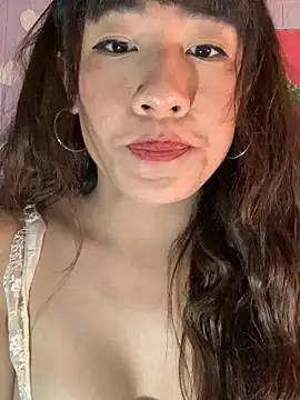 Snapshot of Kimberly-Ferarren chatting on 12.19.25 Kimberly-Ferarren online show from 12.19.25