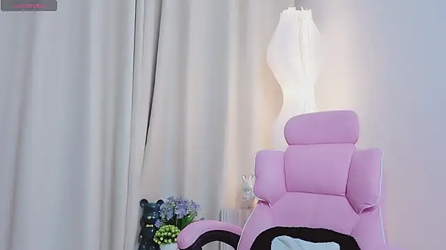 Miu-999 online show from 04.10.26