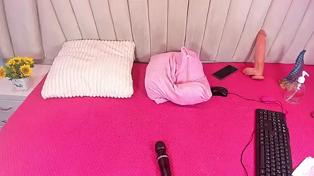 wetmoonhott online show from 07.23.26