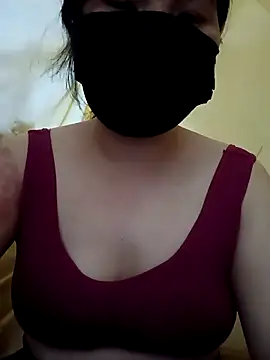 Snapshot of babyjunee12 chatting on 03.04.26 babyjunee12 online show from 03.04.26