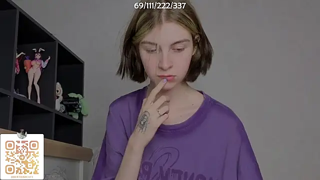 Snapshot of bertamimi chatting on 09.22.25 bertamimi online show from 09.22.25