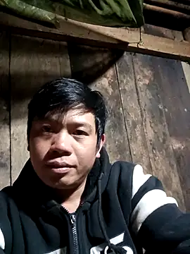 DungLuongg online show from 12.22.25